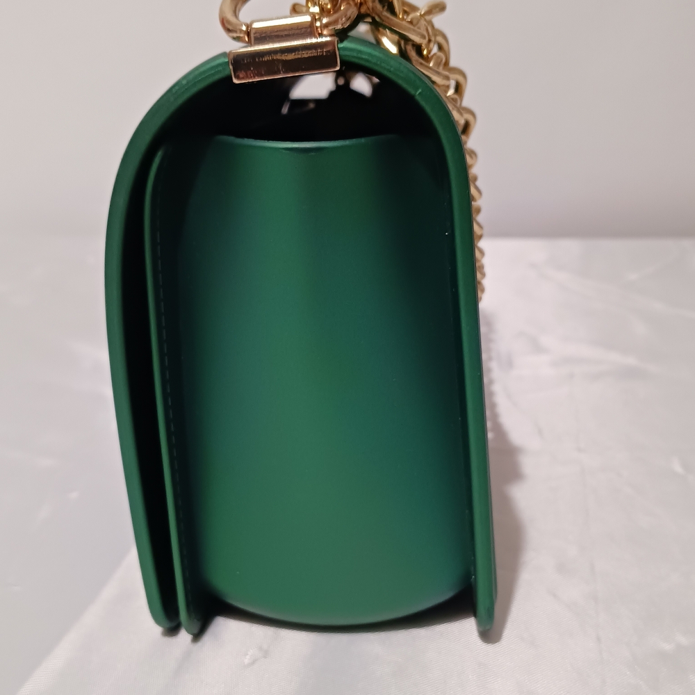 Elegant Emerald Green Quilted Embossed Jelly Shoulder Bag - Picture 4 of 12
